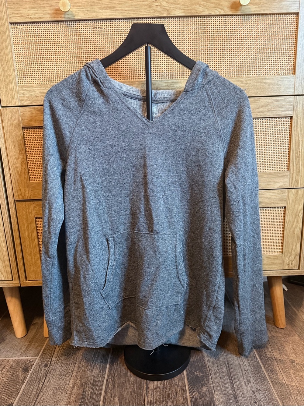 SO Women’s Gray V-Neck Hooded Sweater